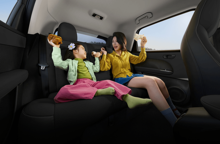 second-row-legroom-chery-q